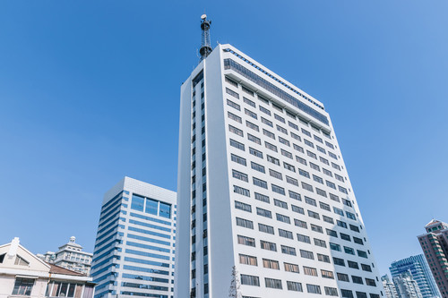 摄图网_500813499_banner_上海大厦（企业商用）.jpg